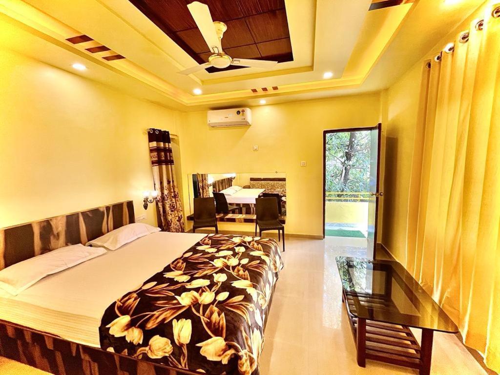 Hotel Saptarang Residency Panhāla Esterno foto