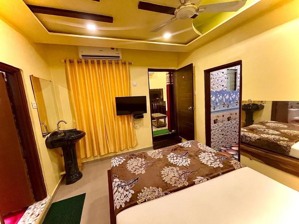 Hotel Saptarang Residency Panhāla Esterno foto