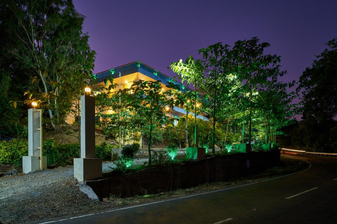 Hotel Saptarang Residency Panhāla Esterno foto